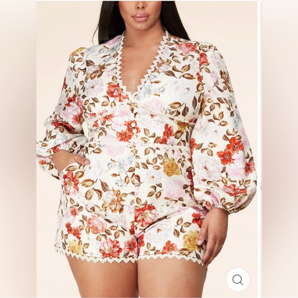 L'ATISTE Floral Print Romper - White and Red